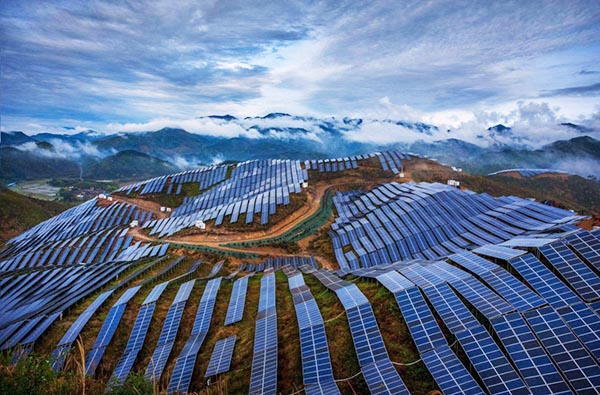 我國將適當(dāng)降低新增分布式光伏發(fā)電補(bǔ)貼標(biāo)準(zhǔn)